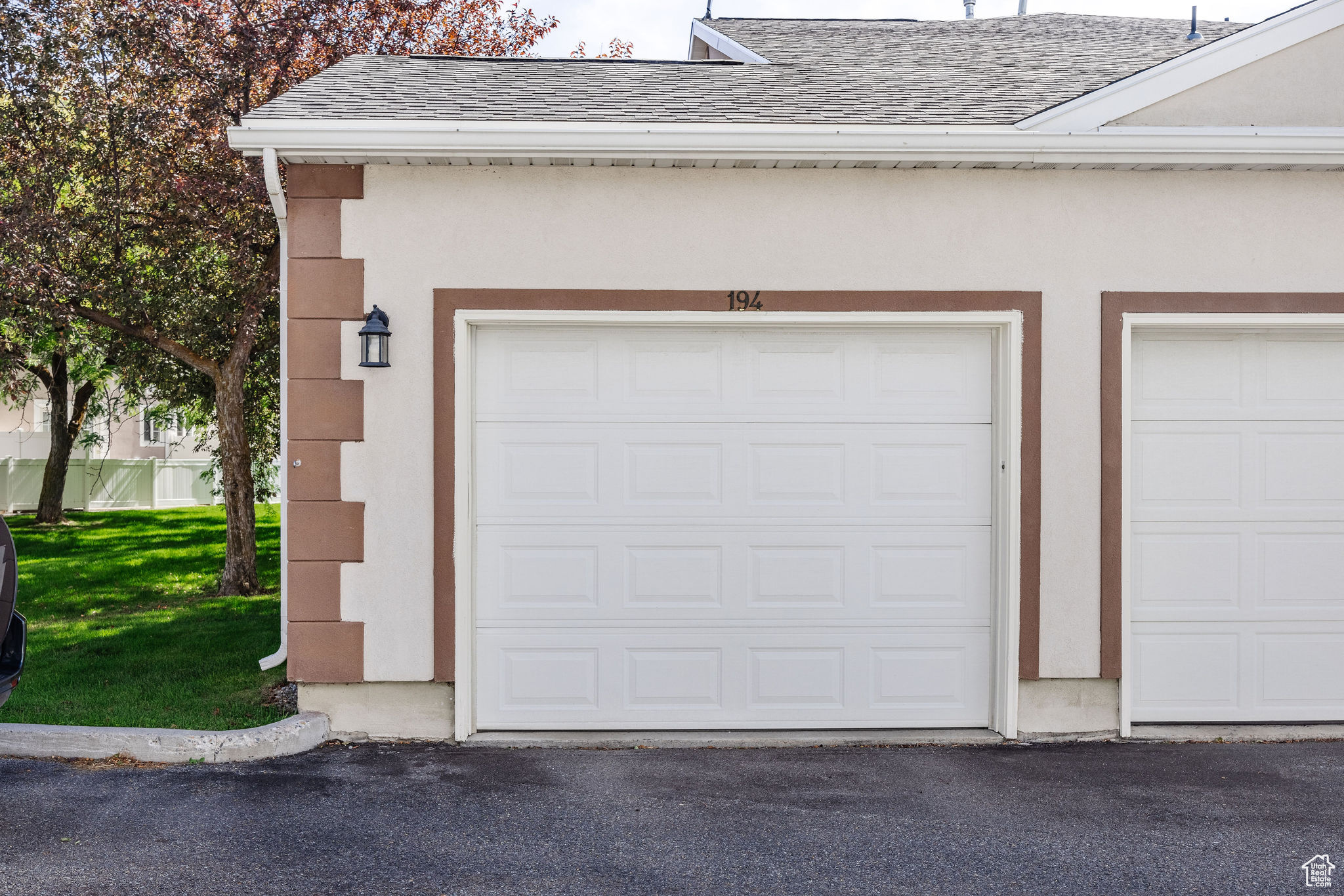 194 STIRLING PL