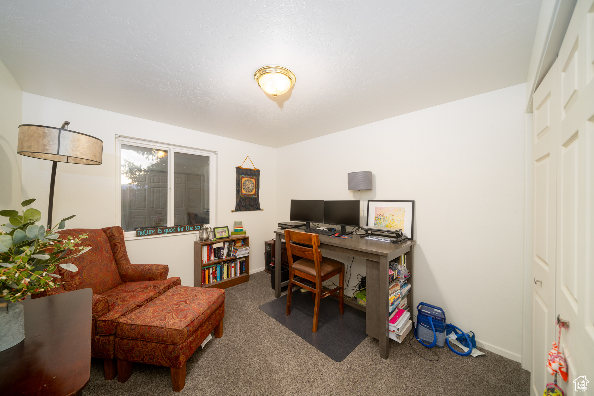 597 MAPLE DR