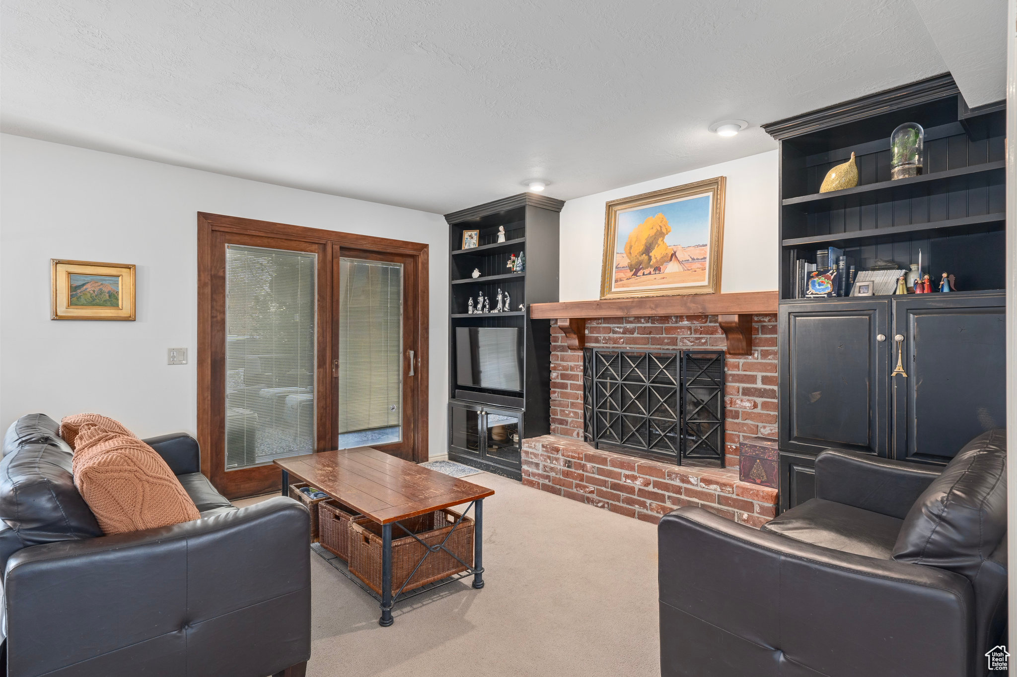 3238 E HAMPTON CT