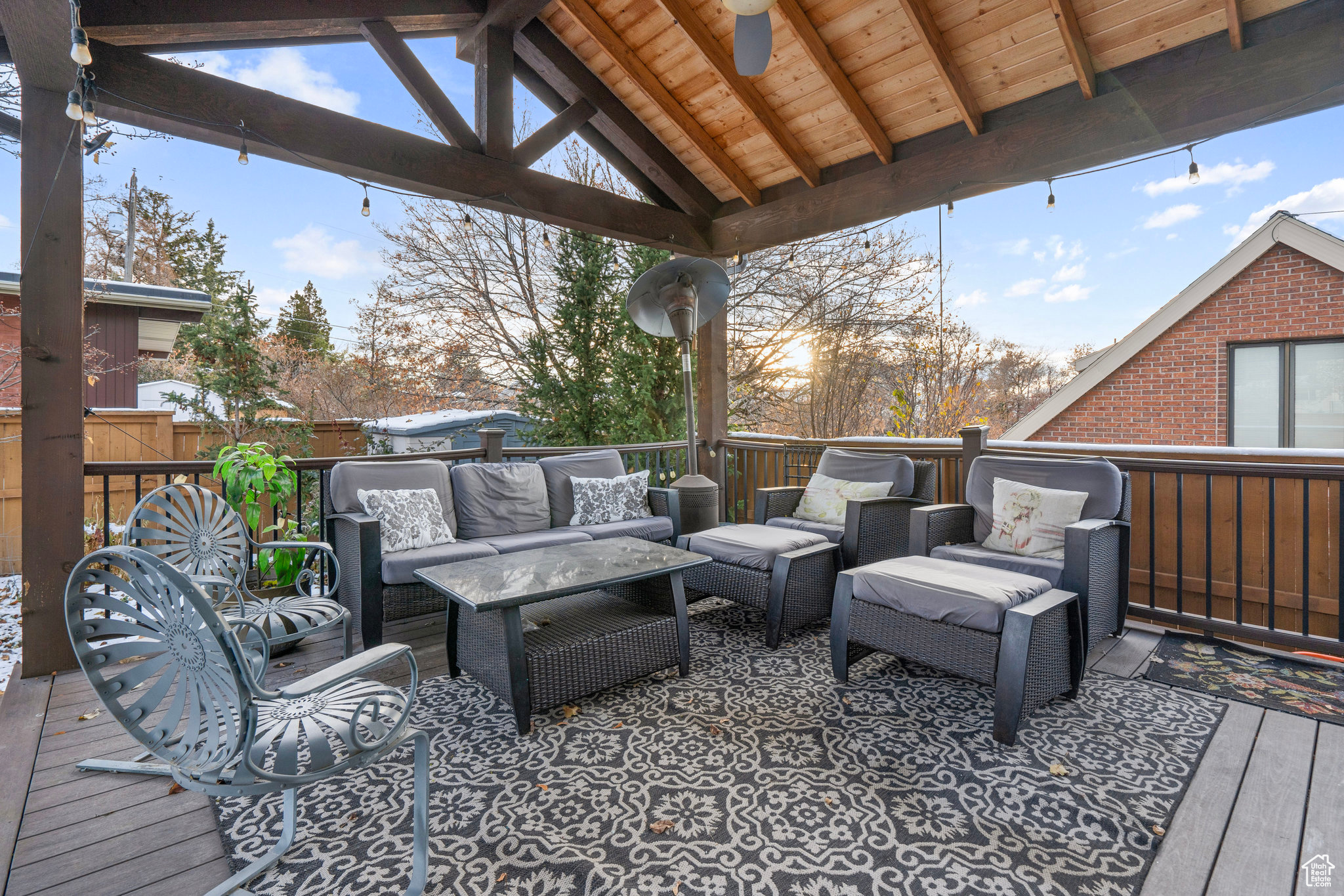 3238 E HAMPTON CT