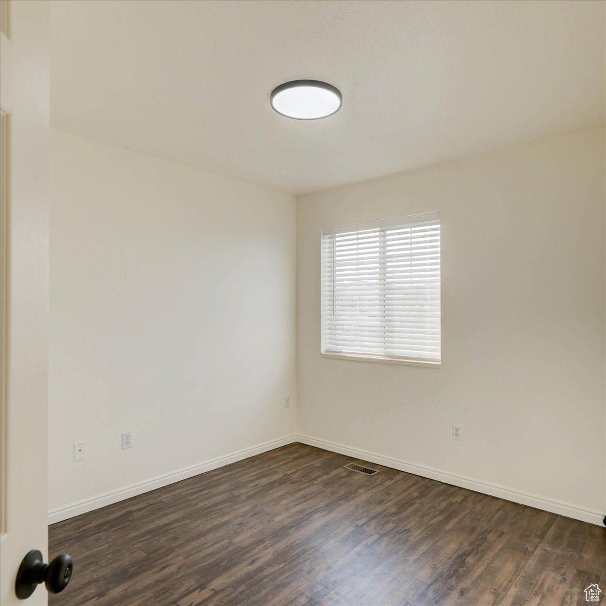 206 S ROSEWOOD CIR
