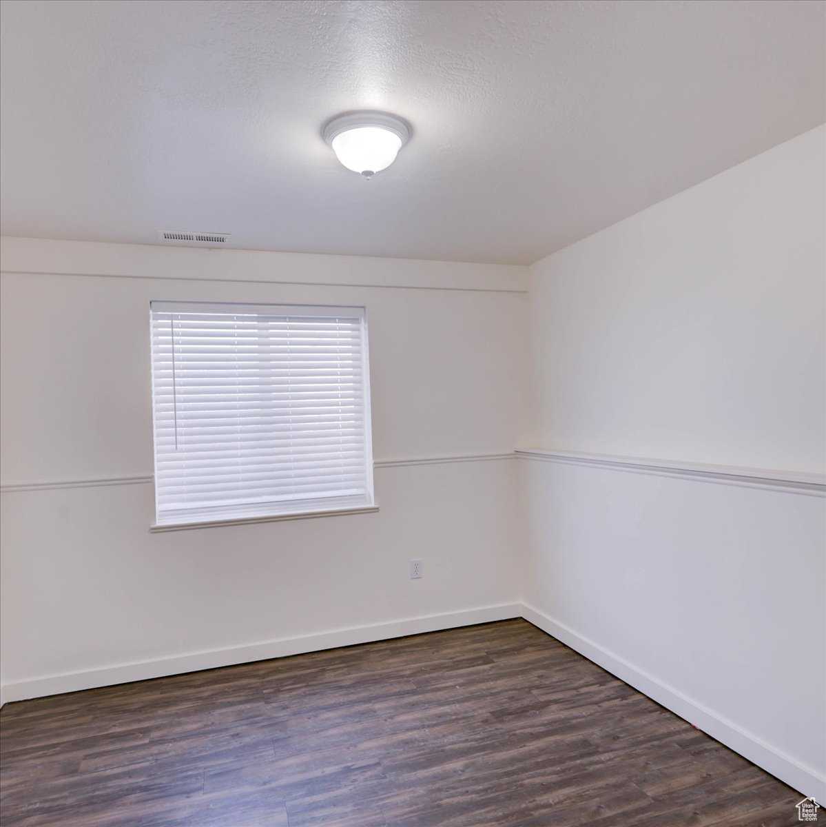 206 S ROSEWOOD CIR