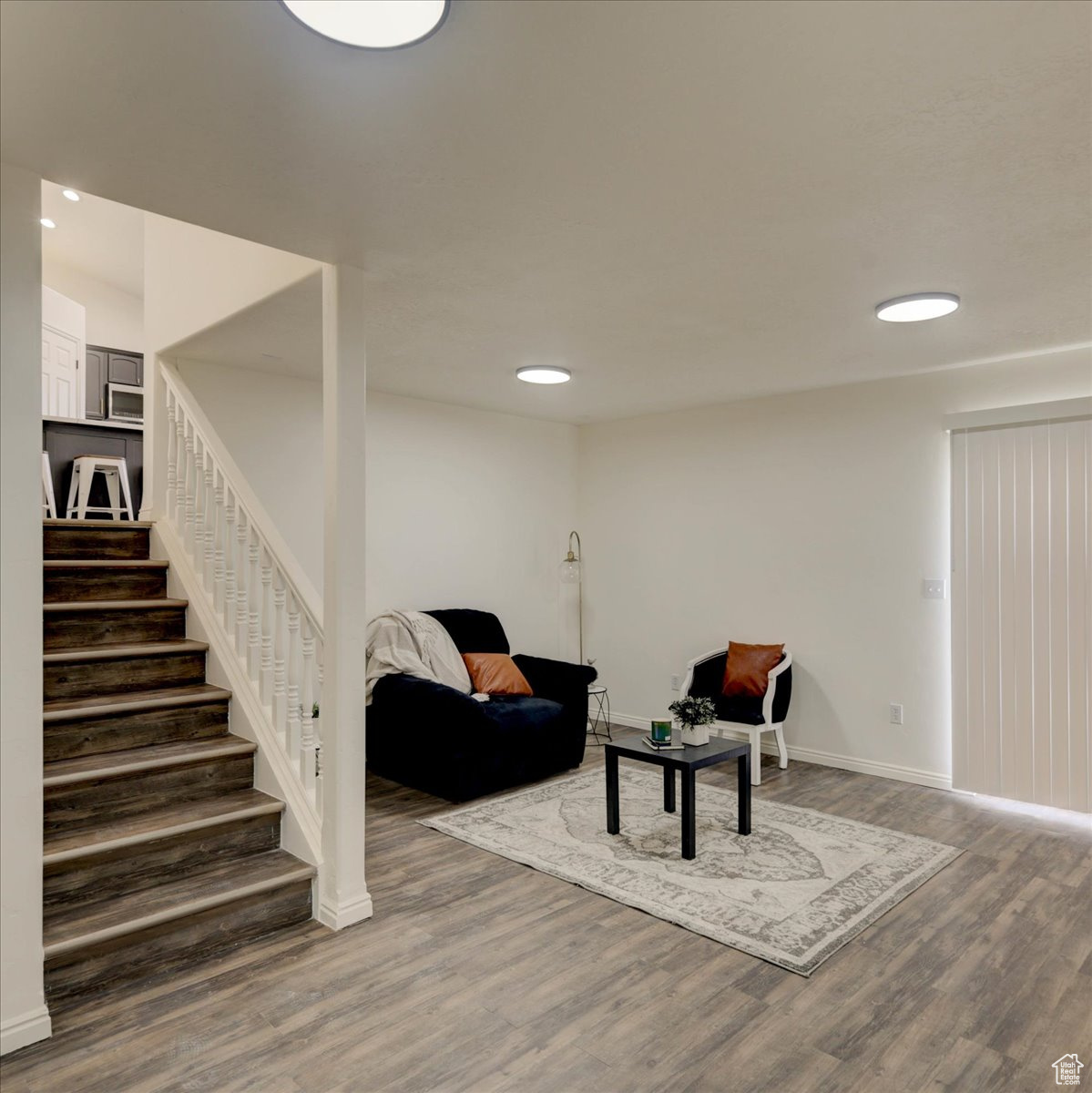 206 S ROSEWOOD CIR