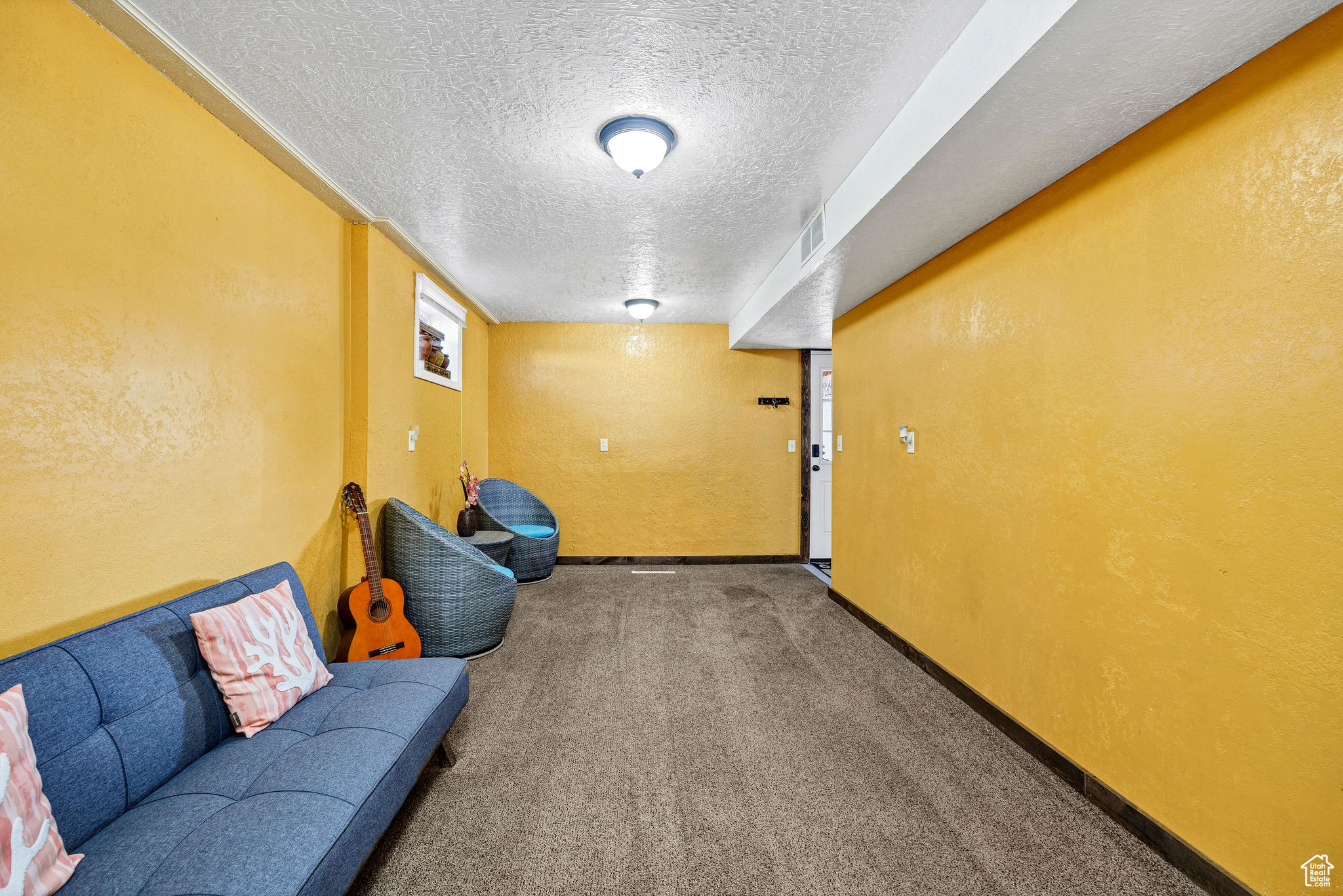 707 E SUNSET CIR