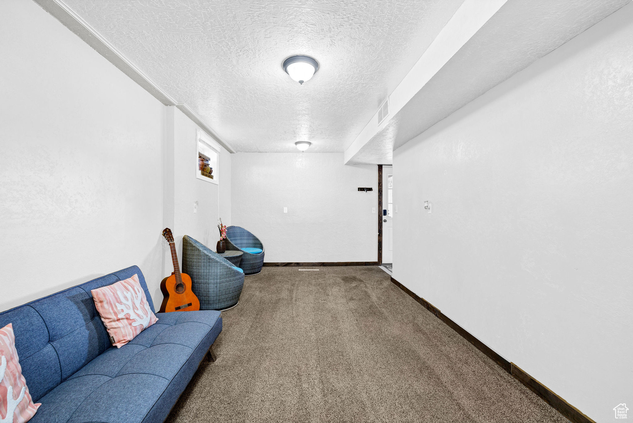 707 E SUNSET CIR