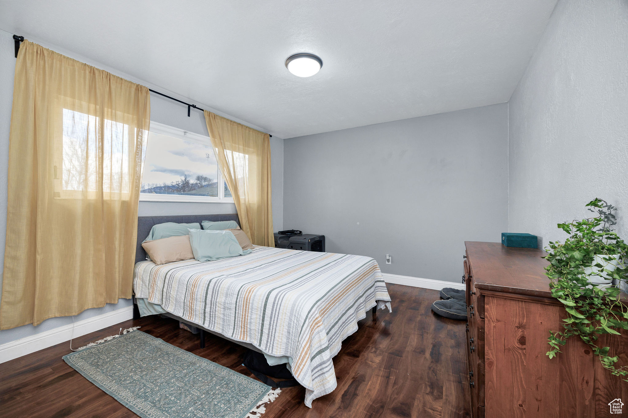 575 E FERNWOOD