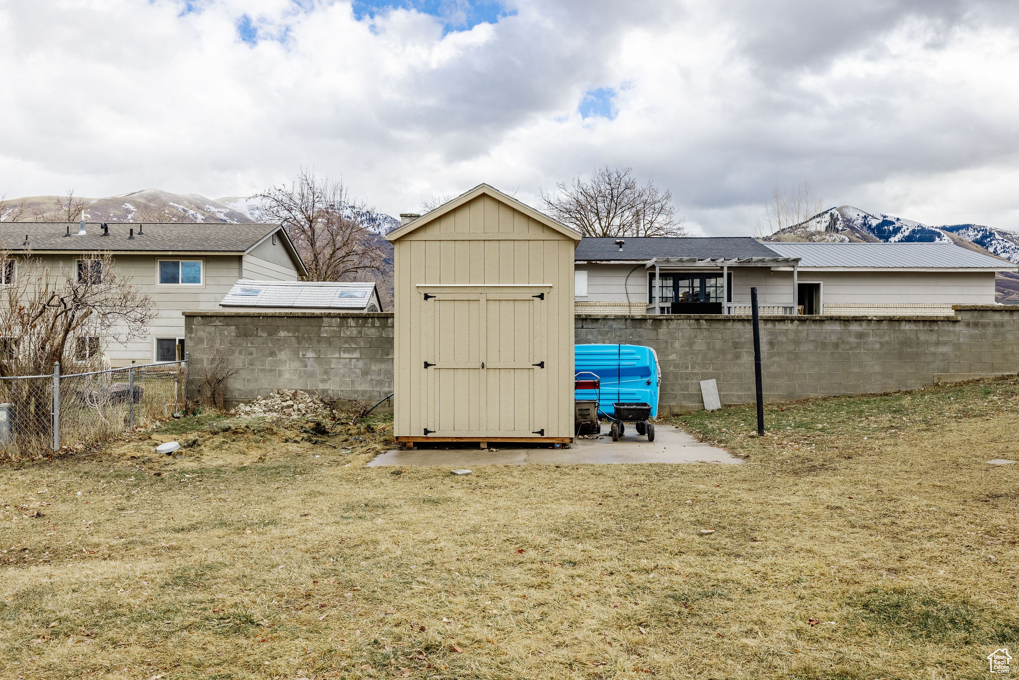 575 E FERNWOOD