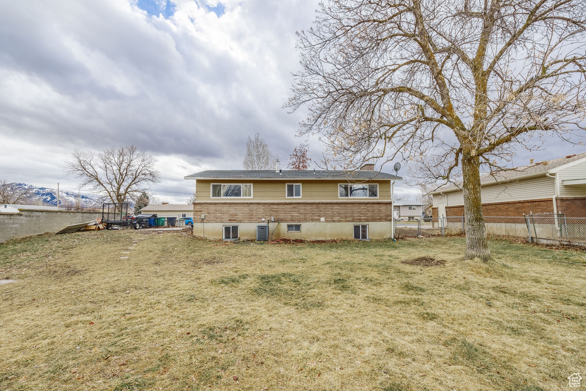 575 E FERNWOOD