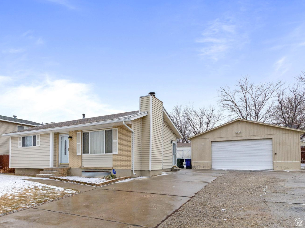 6511 W KING VALLEY RD