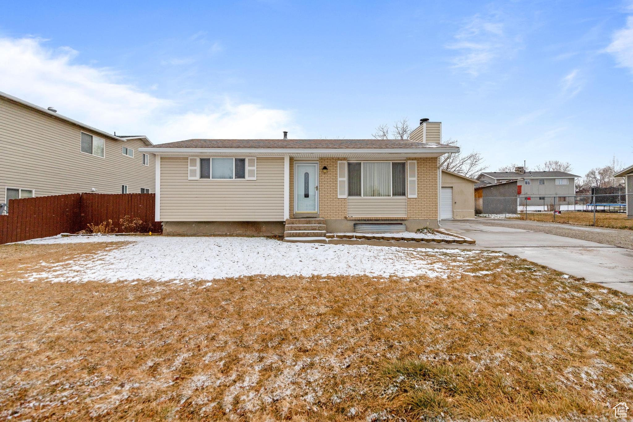 6511 W KING VALLEY RD