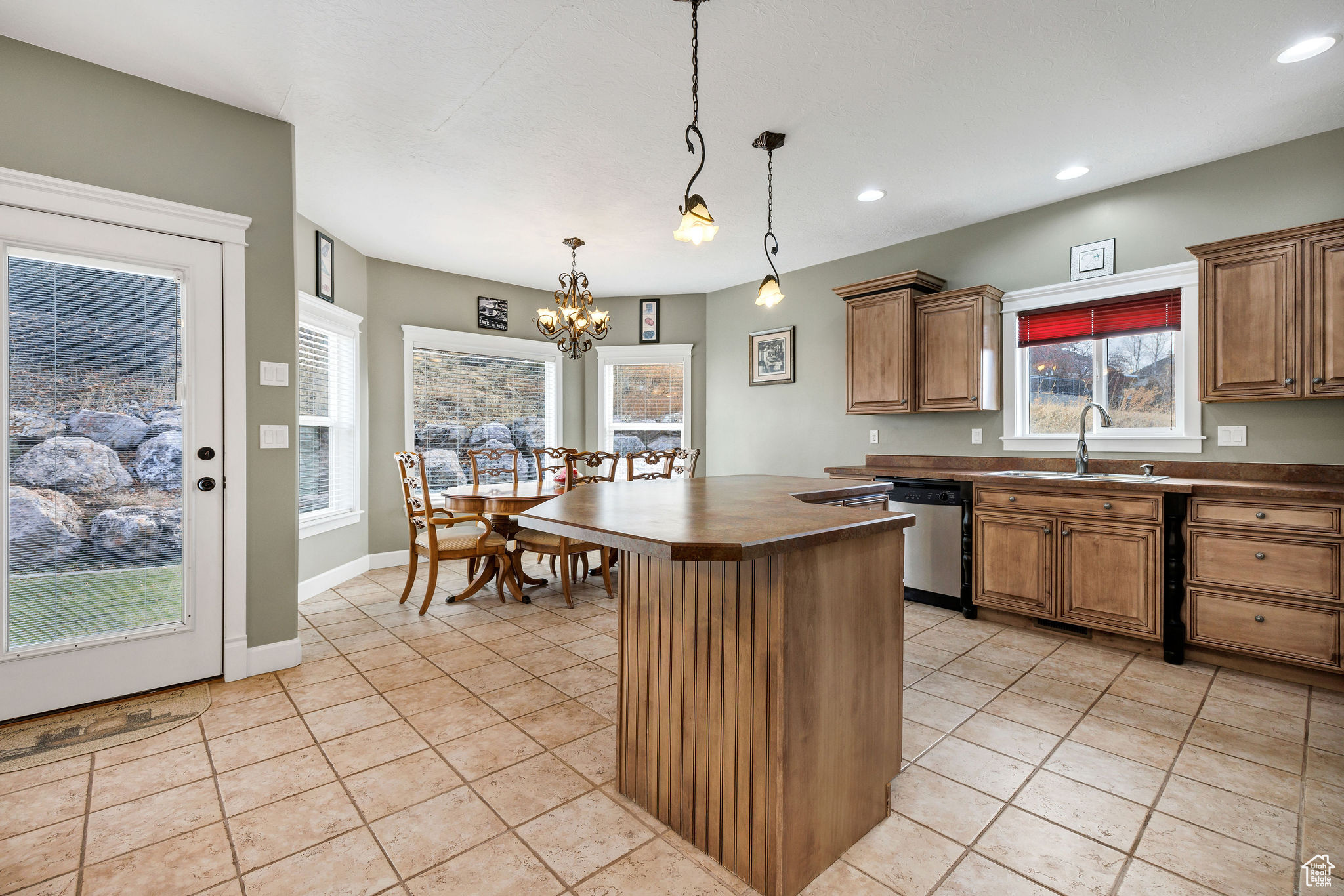 240 BUGLE WAY