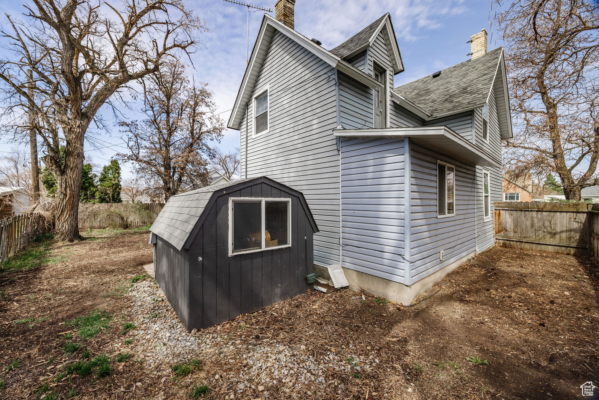 478 W CENTER ST