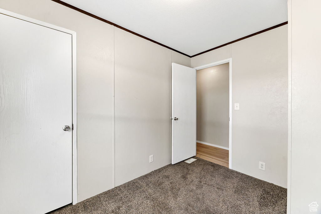 4 N SUNSET LN