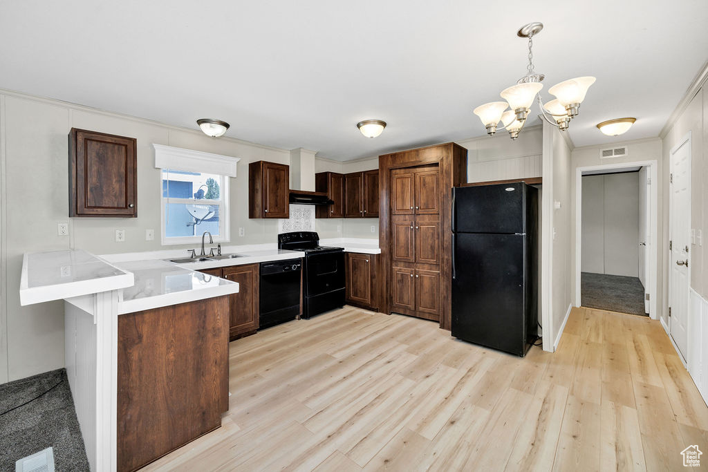 4 N SUNSET LN