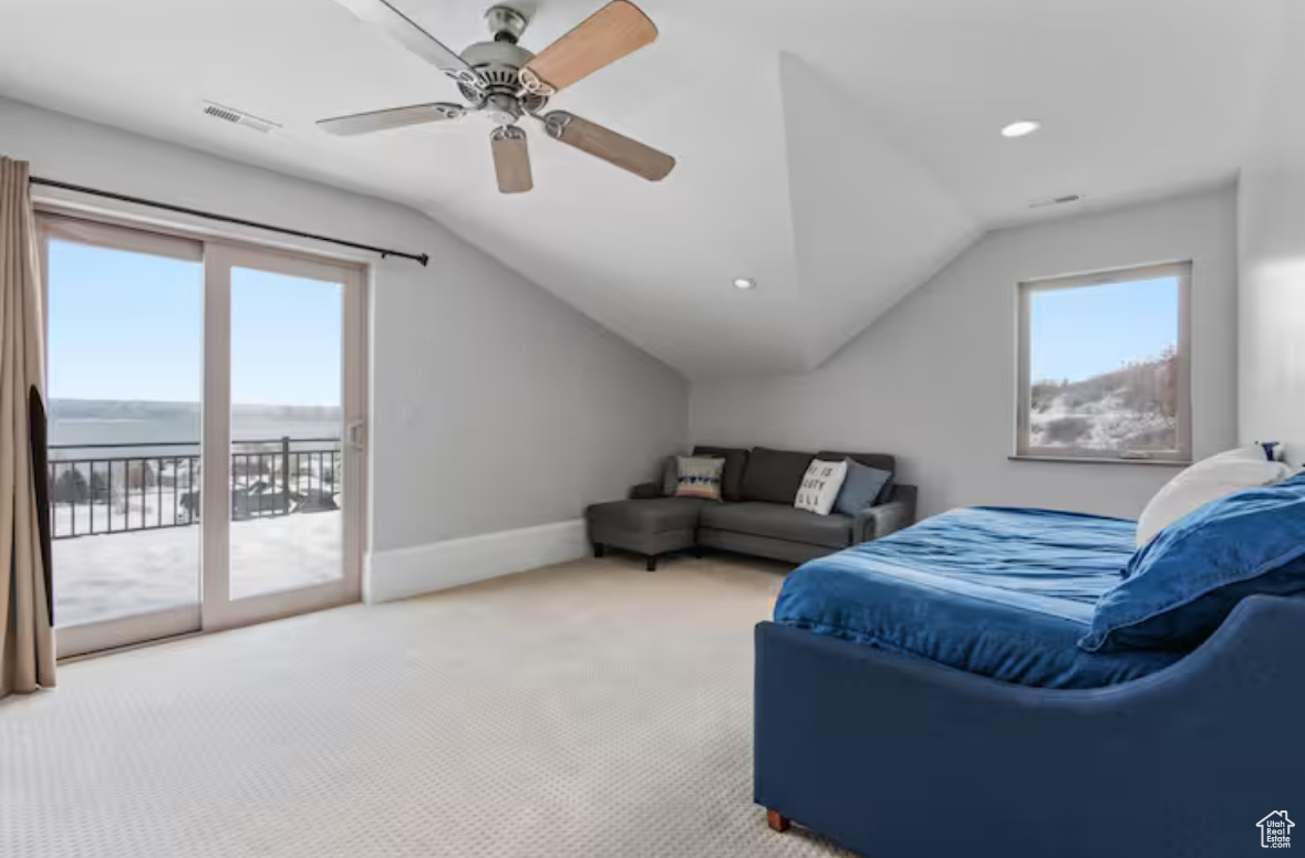 705 N LOCHWOOD VW