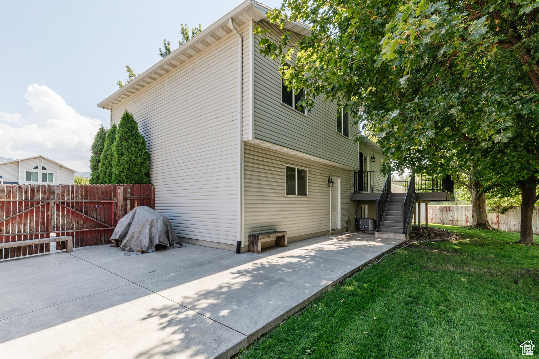 80 E 1370 SOUTH PL