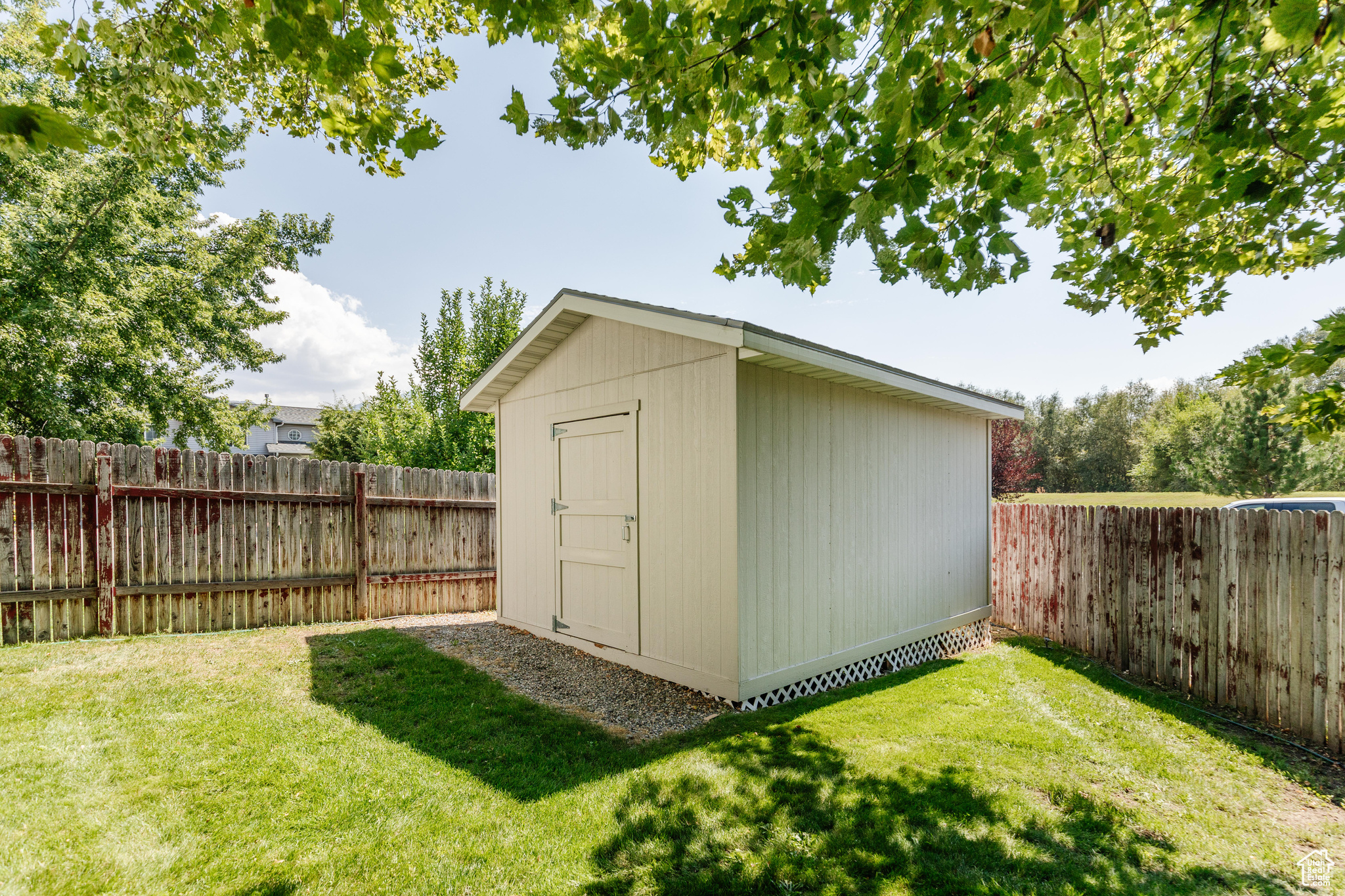 80 E 1370 SOUTH PL