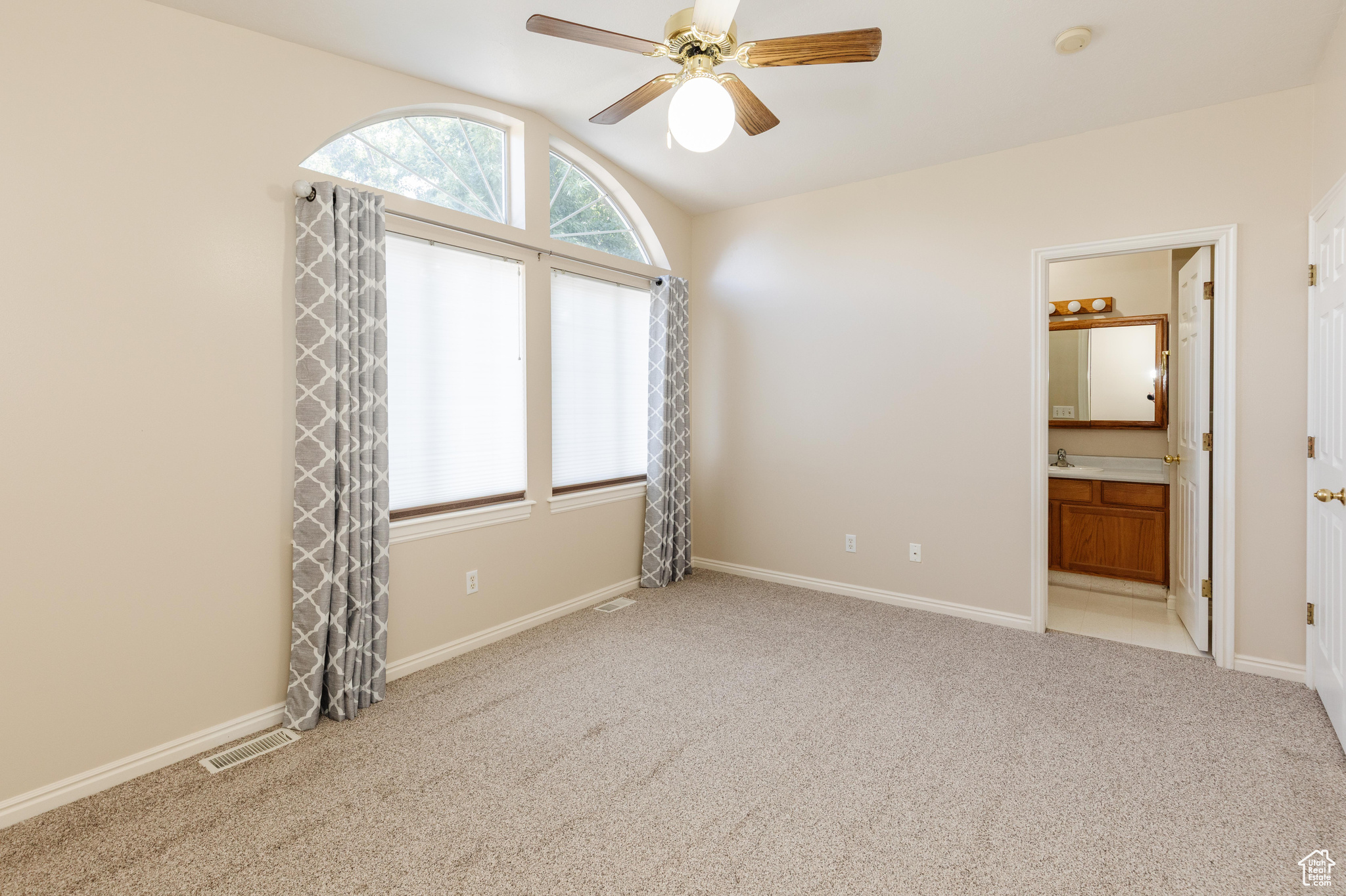 80 E 1370 SOUTH PL