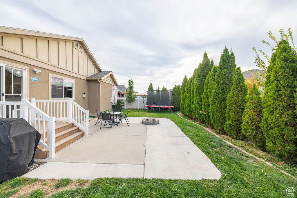 939 E SAM CIR
