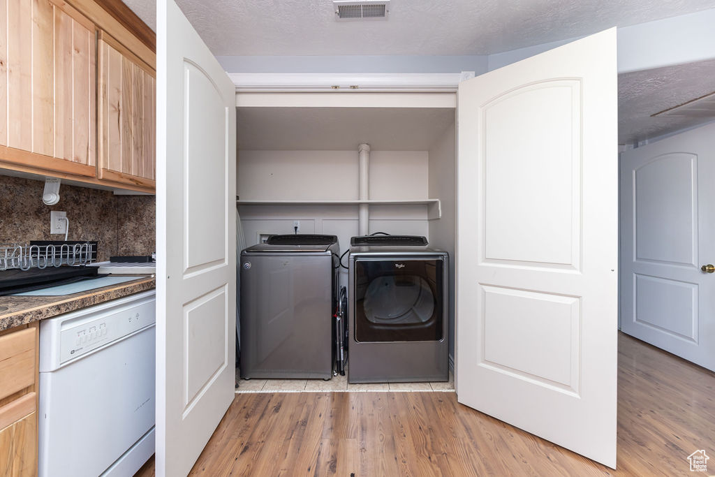 2276 N 4500 W
