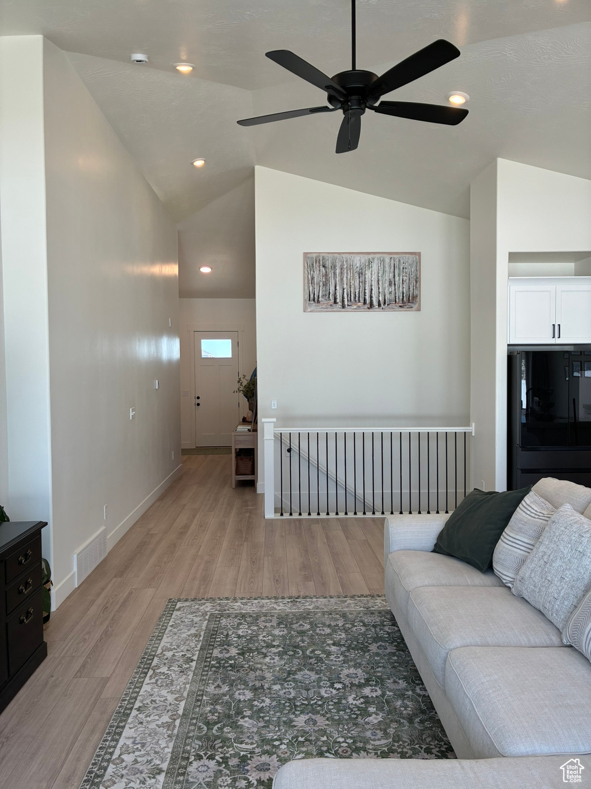 1573 E LYNX LN
