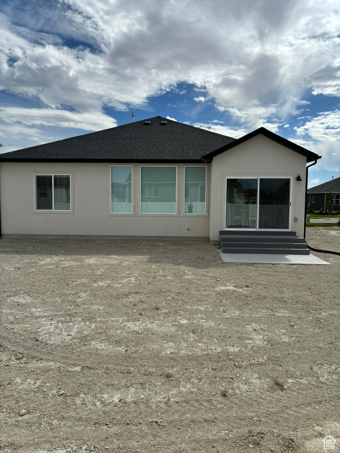 1573 E LYNX LN