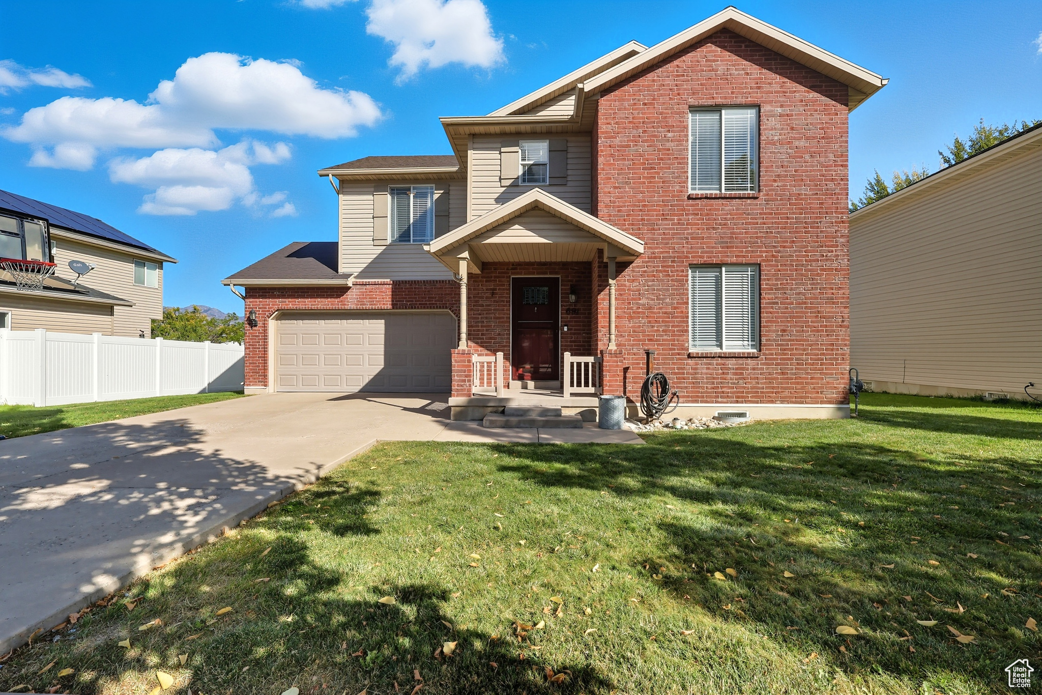 691 TRAIL CIR