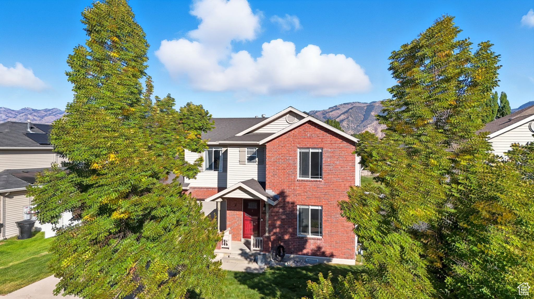 691 TRAIL CIR