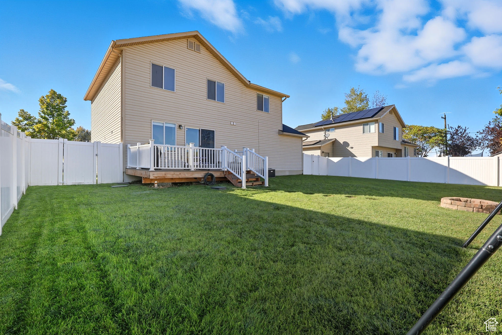 691 TRAIL CIR