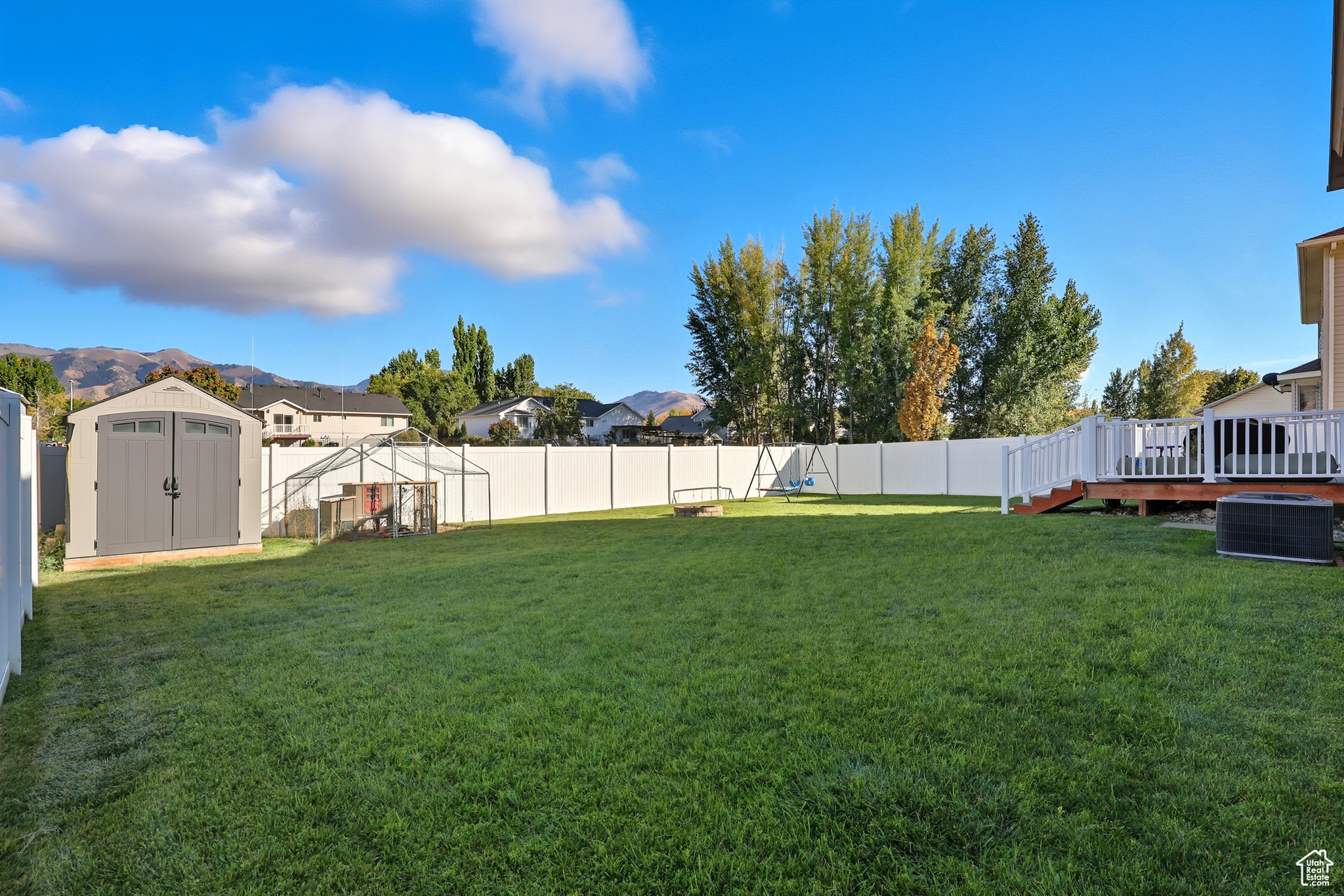 691 TRAIL CIR