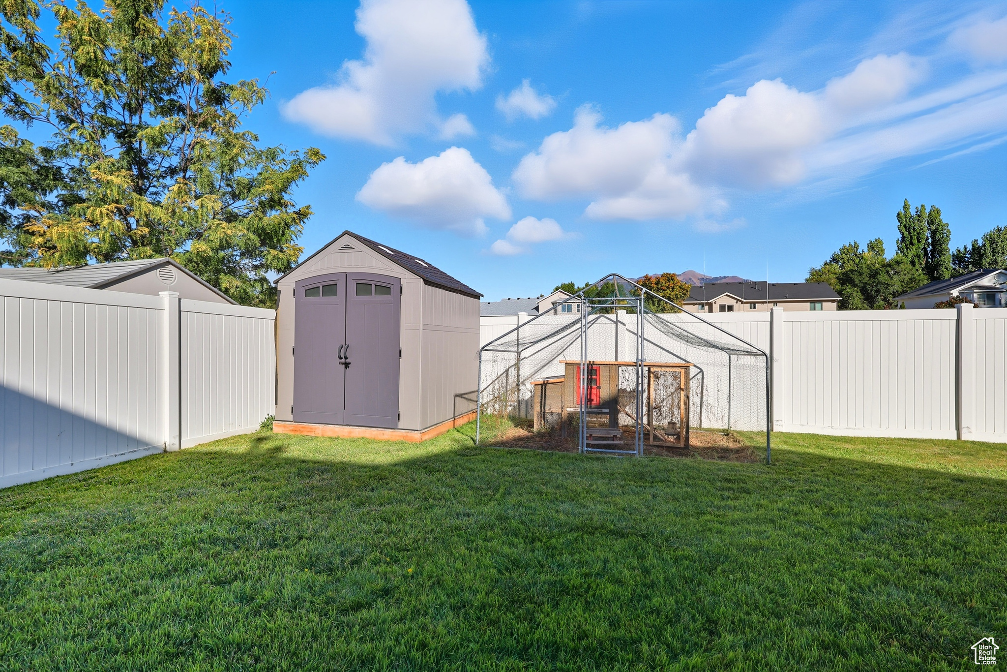 691 TRAIL CIR