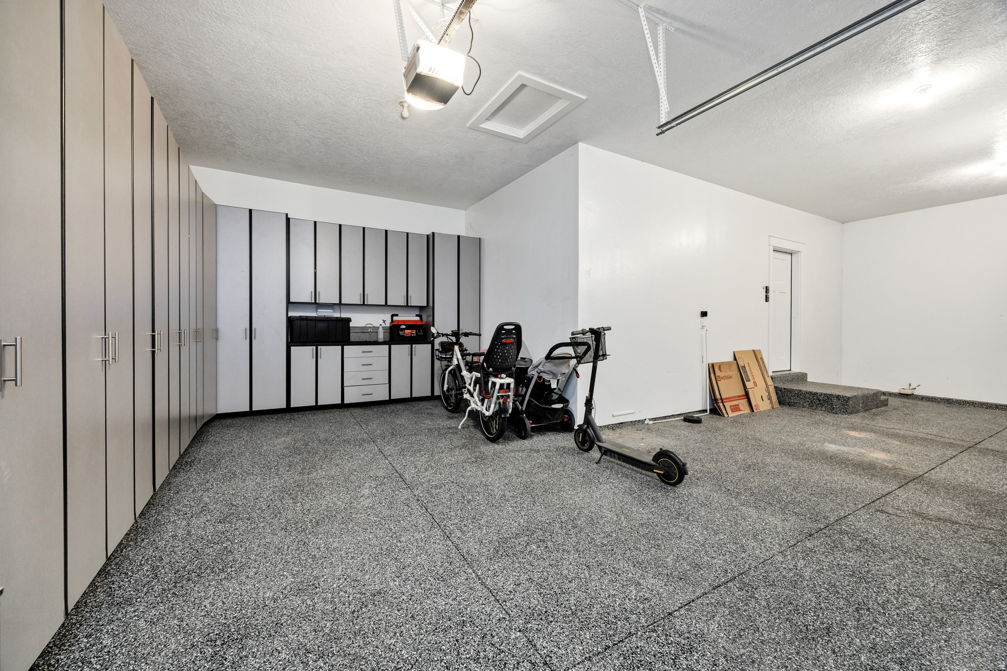 4009 S COTTONWOODS COURT