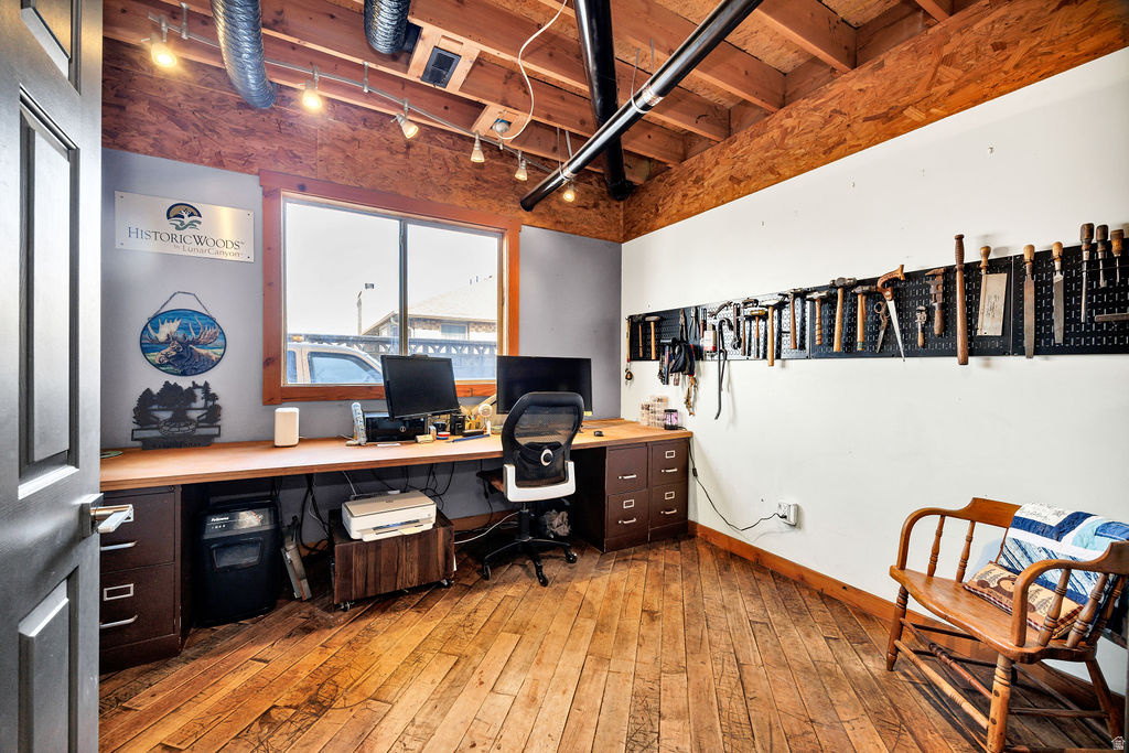 9766 S PENDLETON WAY