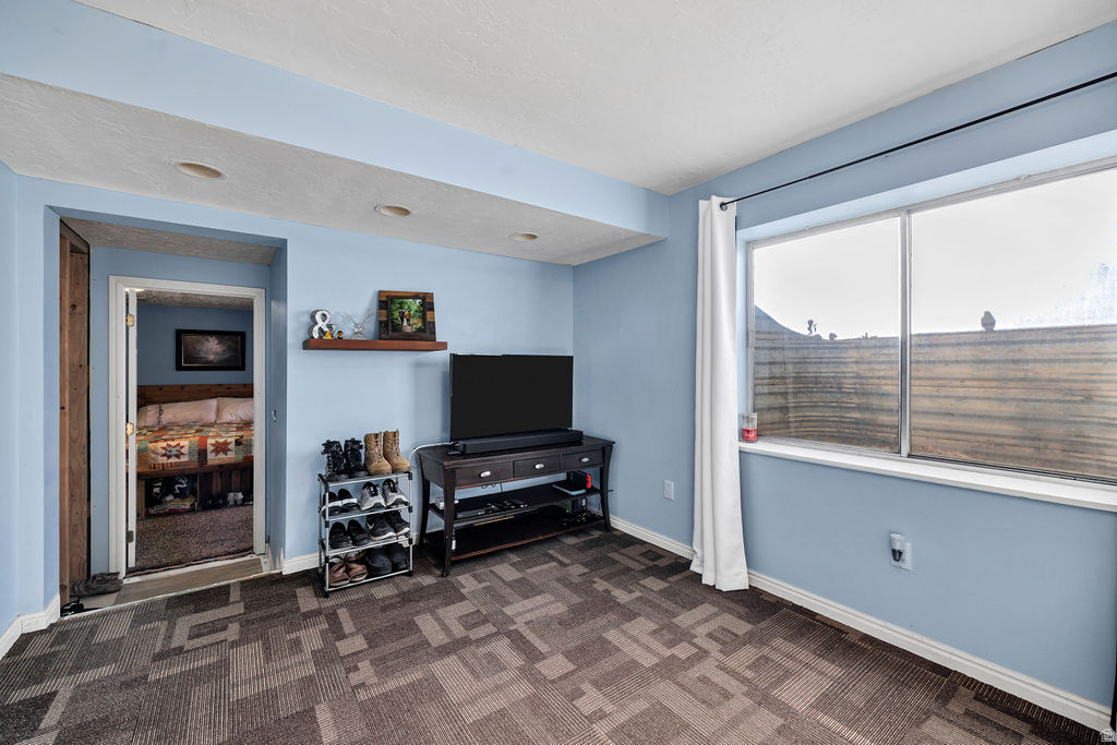 9766 S PENDLETON WAY