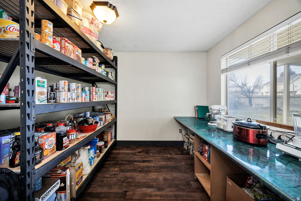 9766 S PENDLETON WAY