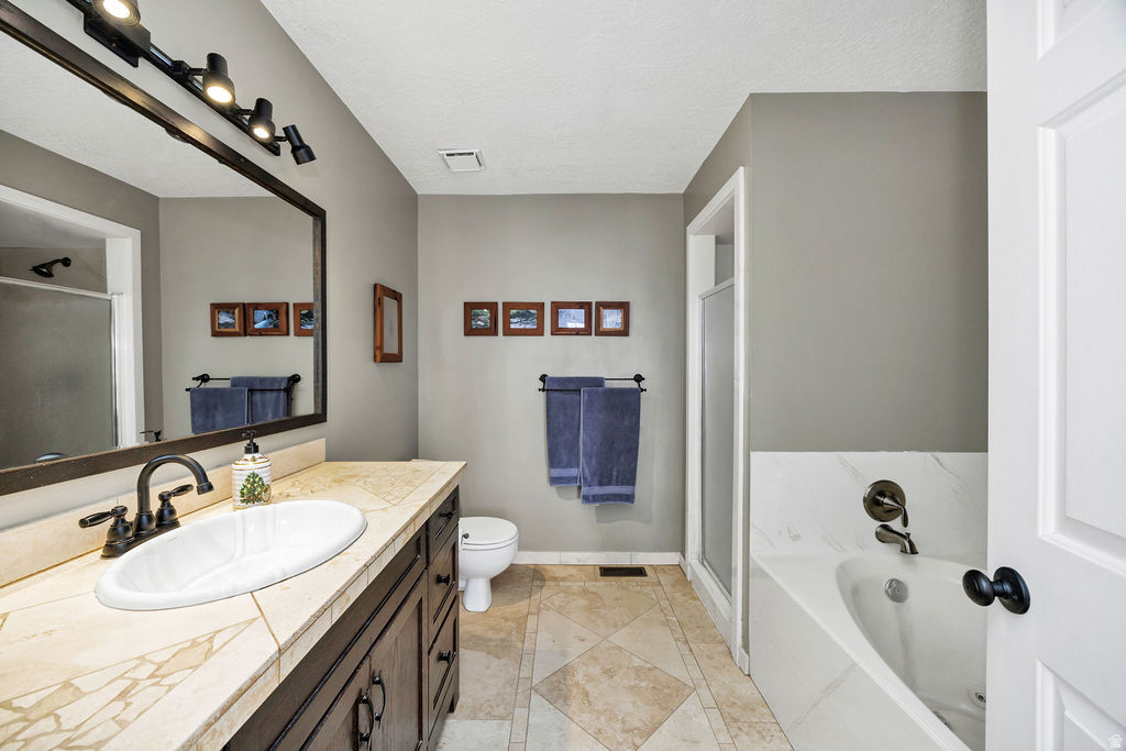 9766 S PENDLETON WAY