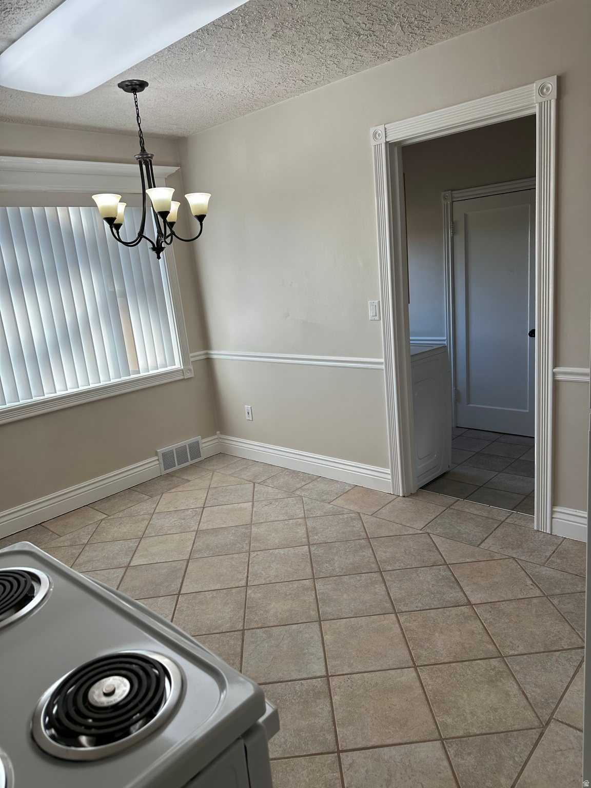 571 E BEN LOMOND AVE