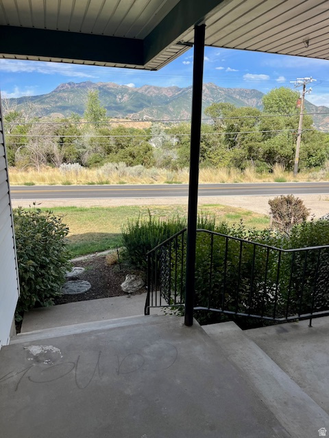 185 E SOUTH WEBER DR