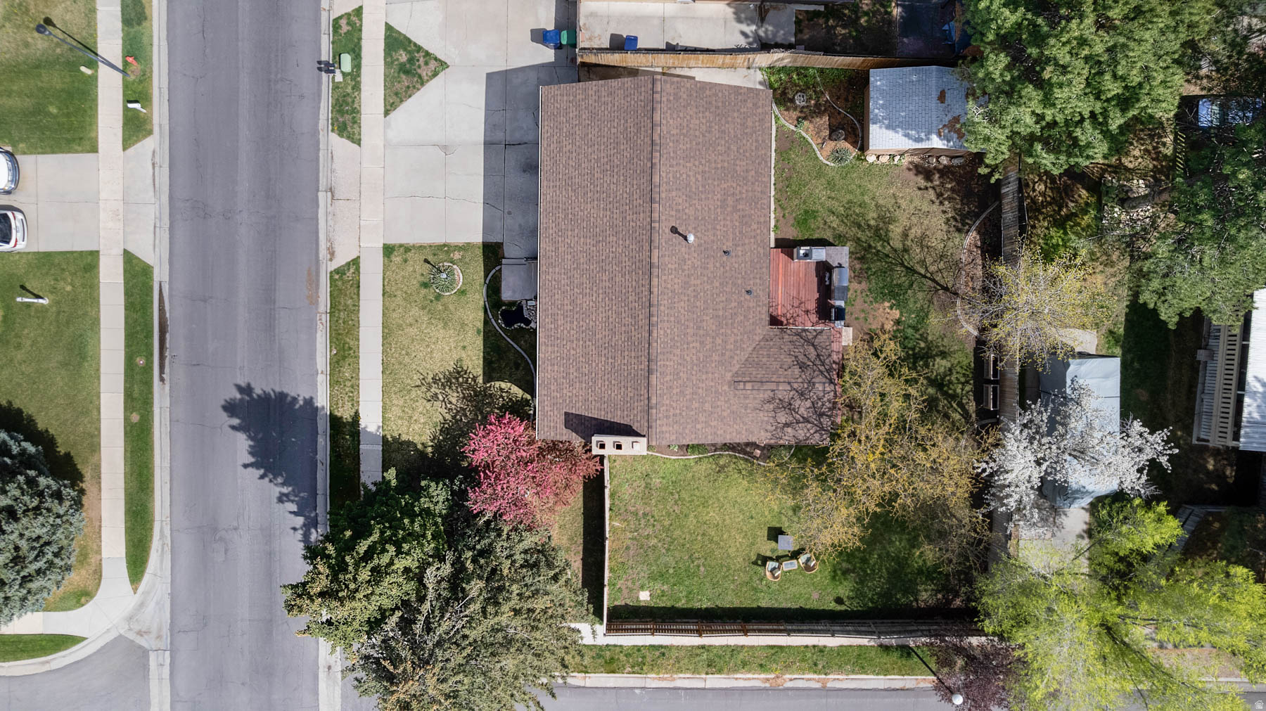 1758 E ABBEDALE LN