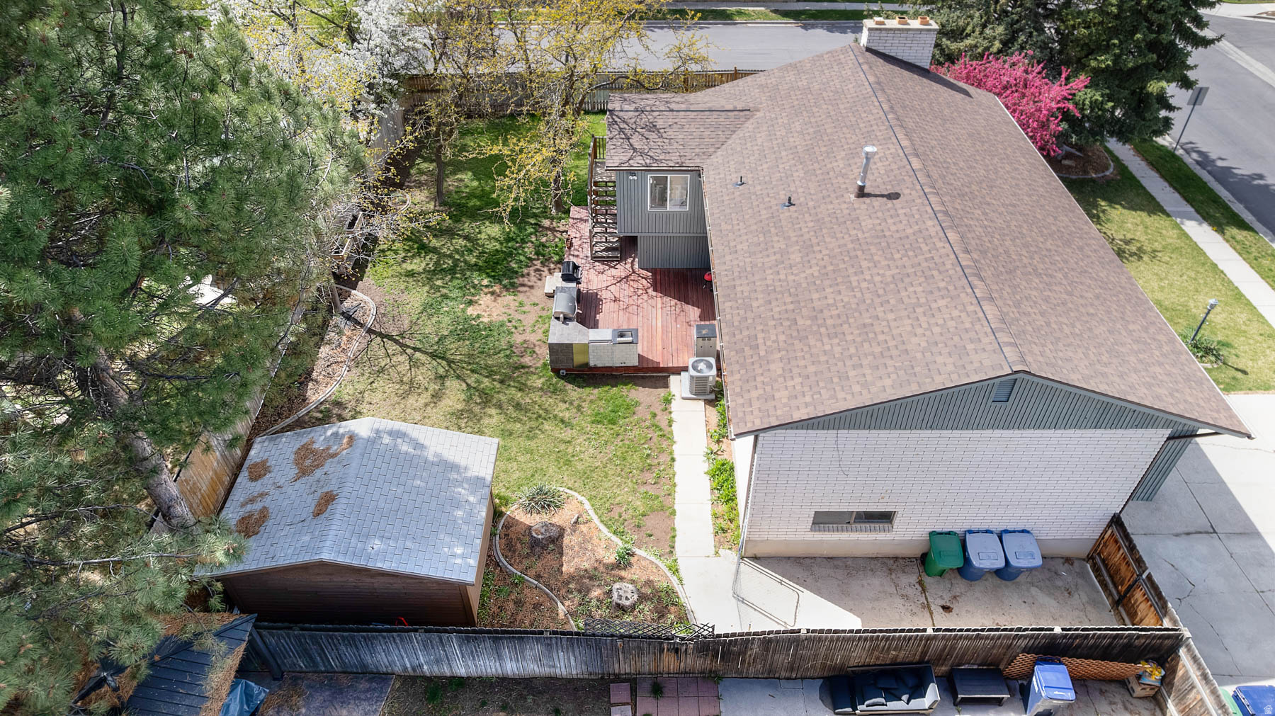 1758 E ABBEDALE LN