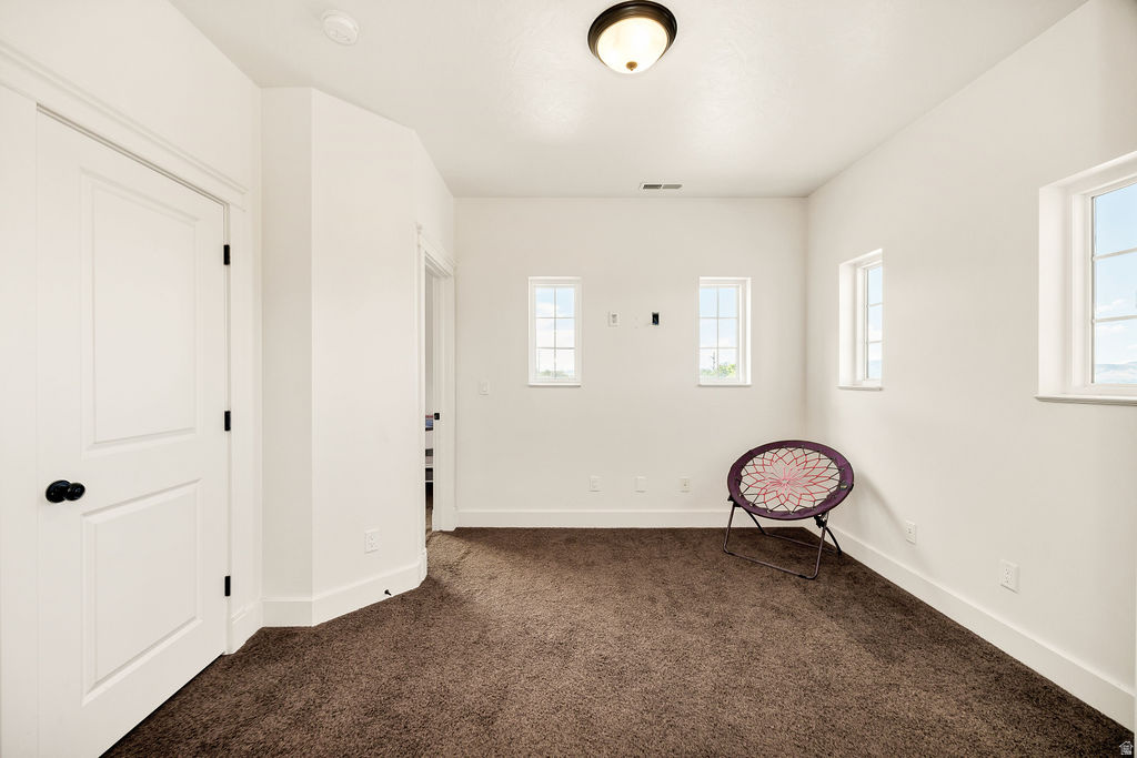 2307 MAPLE LEAF DR
