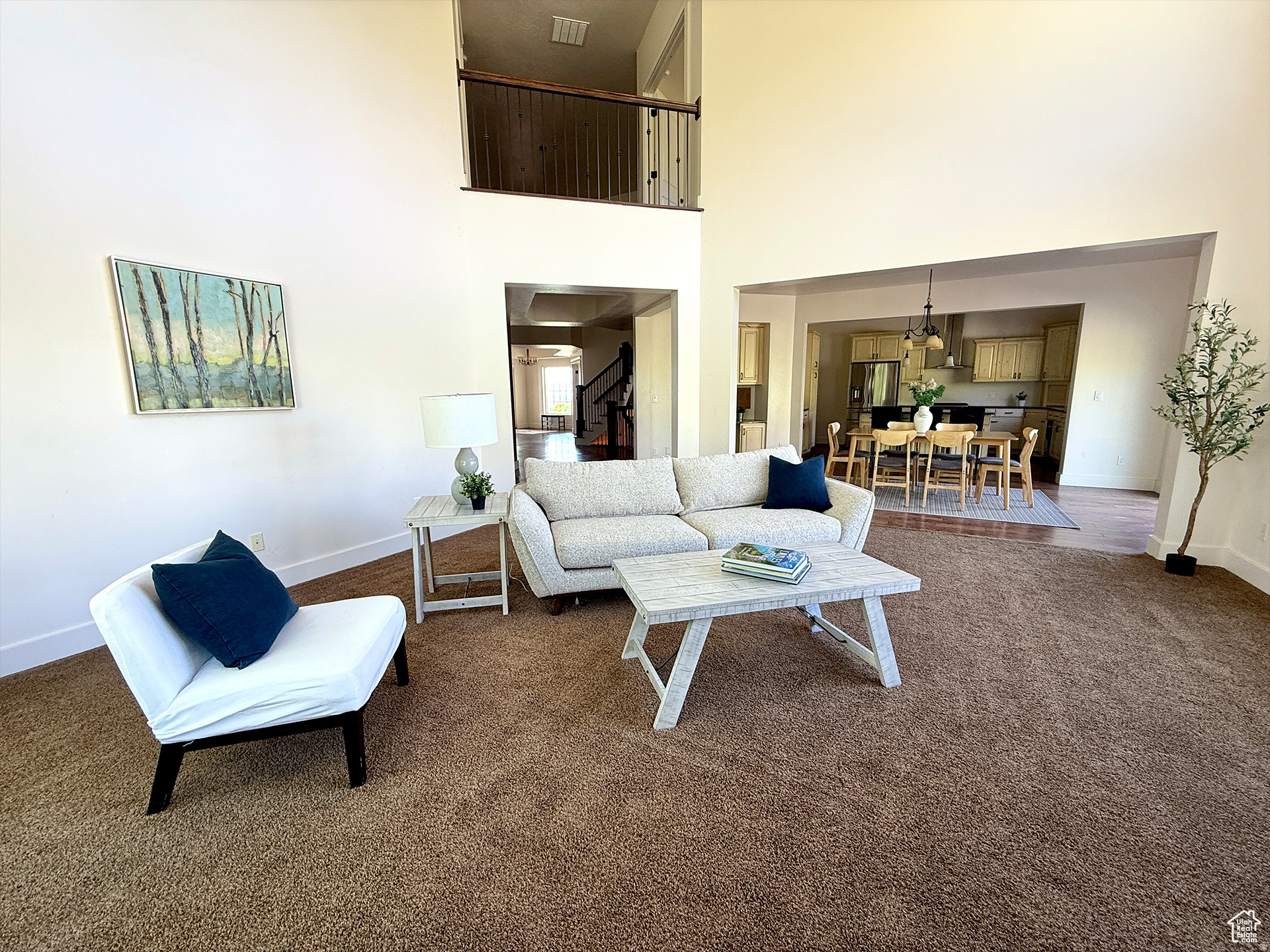 2307 MAPLE LEAF DR