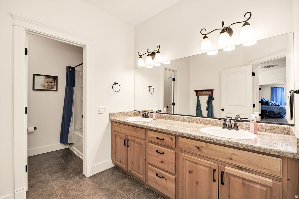 2307 MAPLE LEAF DR