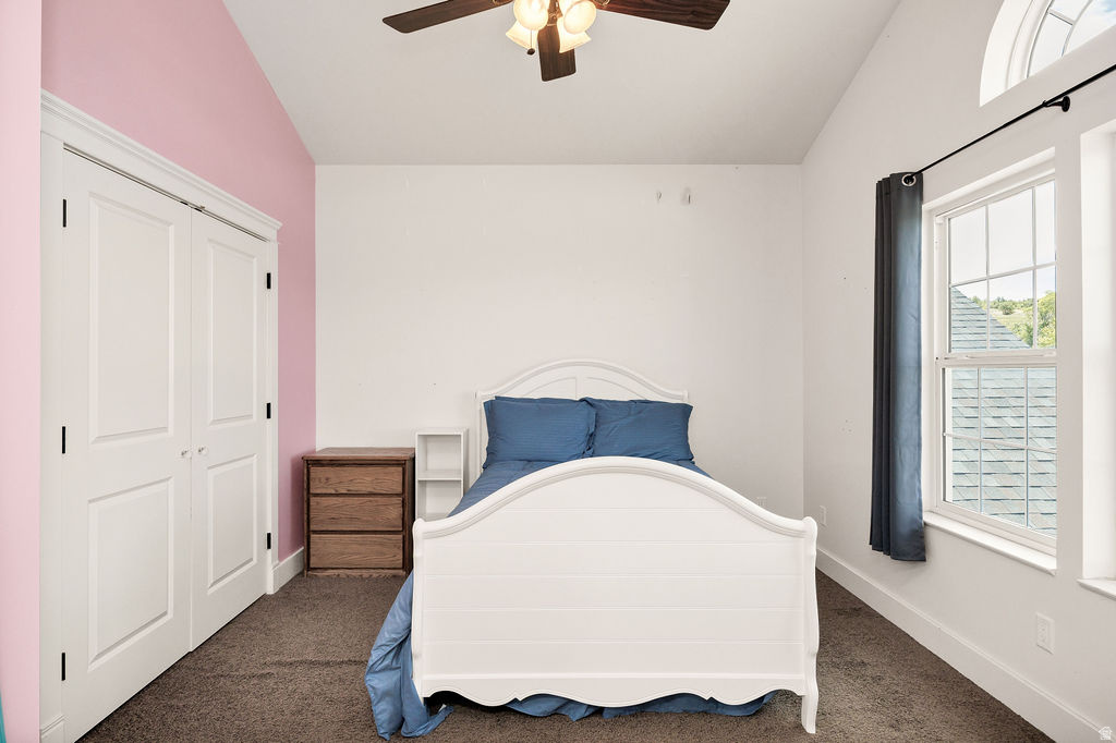 2307 MAPLE LEAF DR