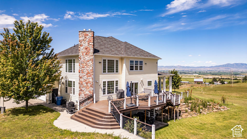 2307 MAPLE LEAF DR