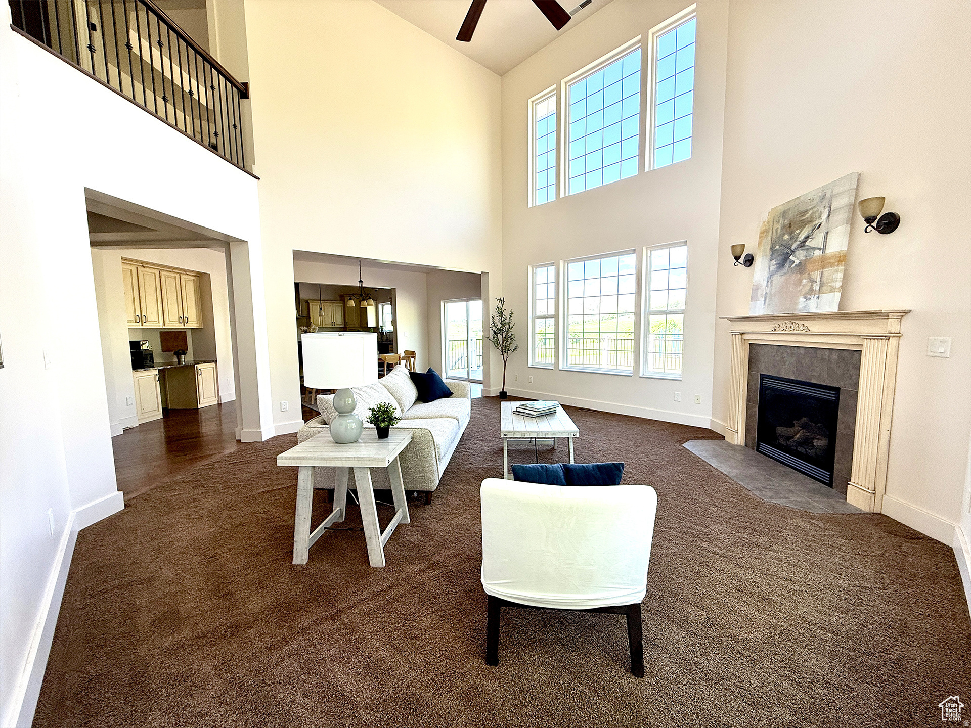 2307 MAPLE LEAF DR