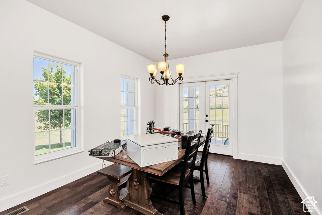 2307 MAPLE LEAF DR