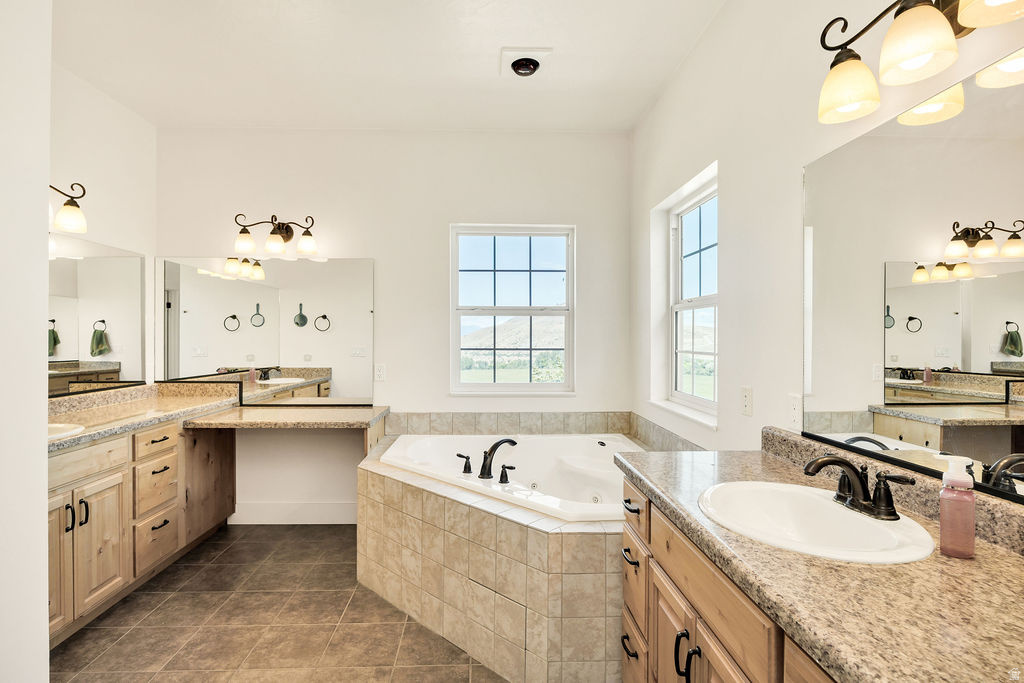 2307 MAPLE LEAF DR