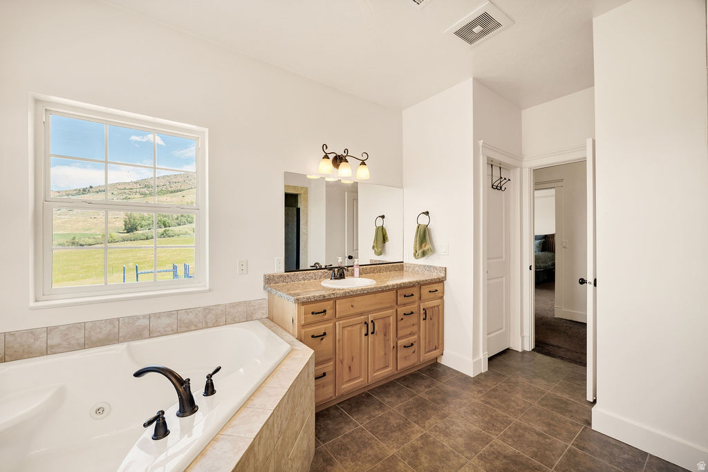 2307 MAPLE LEAF DR