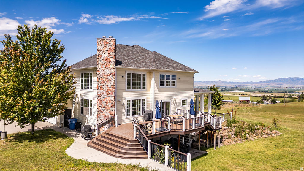 2307 MAPLE LEAF DR